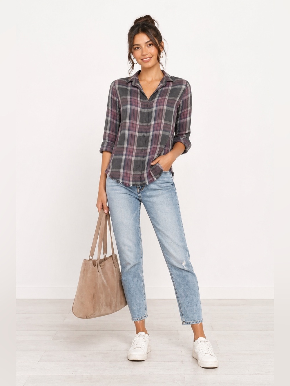 Cloth & Stone Casual Plaid Button-Up Shirt in Charcoal & Plum Medium